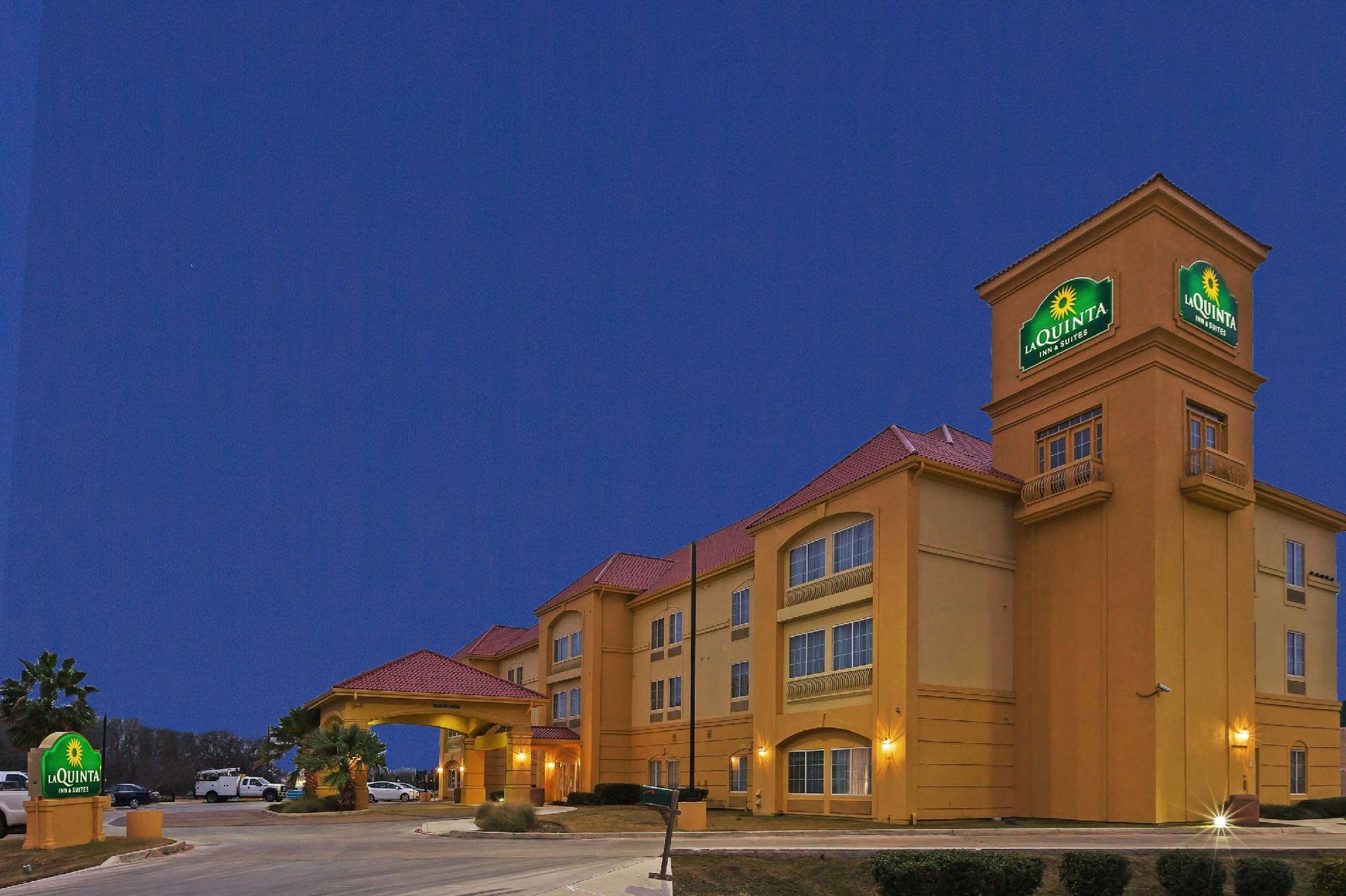 La Quinta By Wyndham Seguin Hotell Exteriör bild